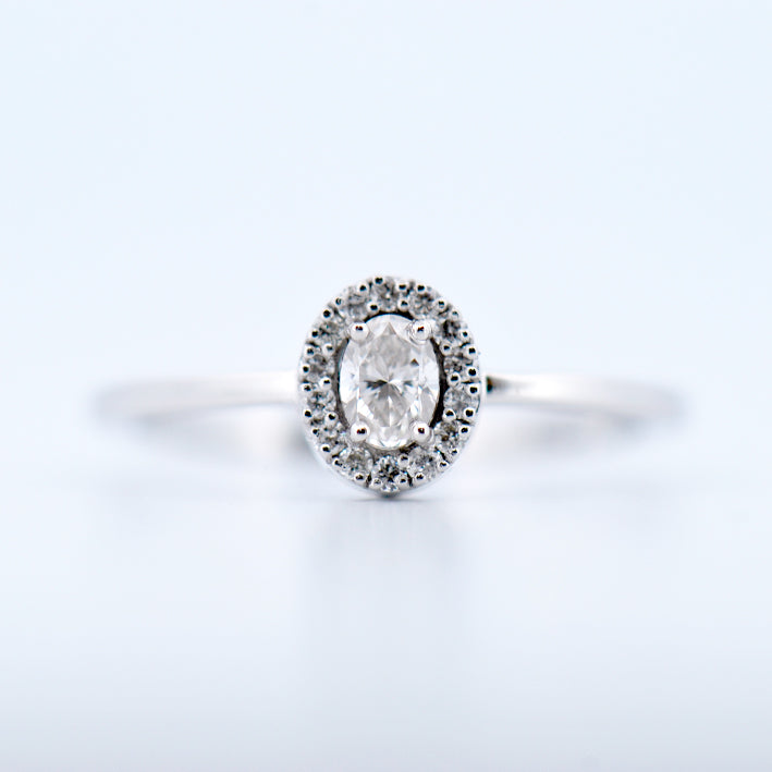 18k White Gold Diamond Halo Ring Set