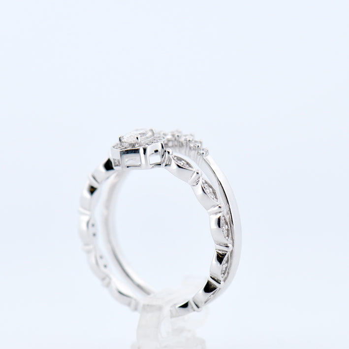 18k White Gold Diamond Halo Ring Set